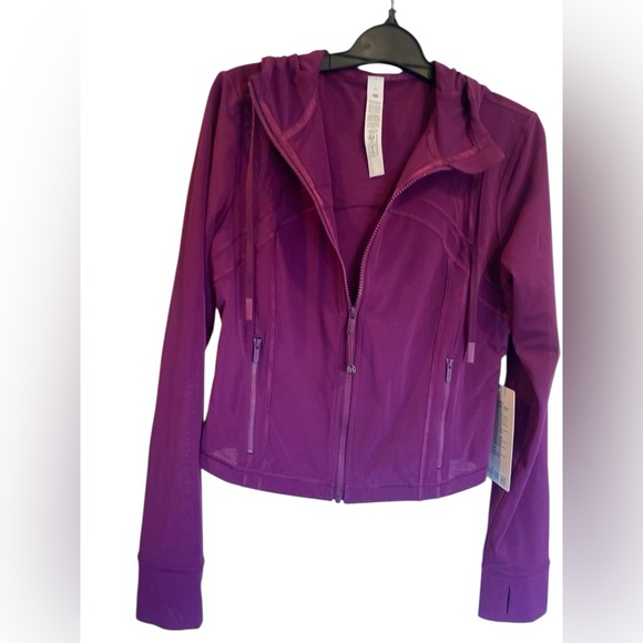 NWT Lululemon define cropped hooded jacket  CHILLED GRAPE Size:8 - Picture 1 of 4